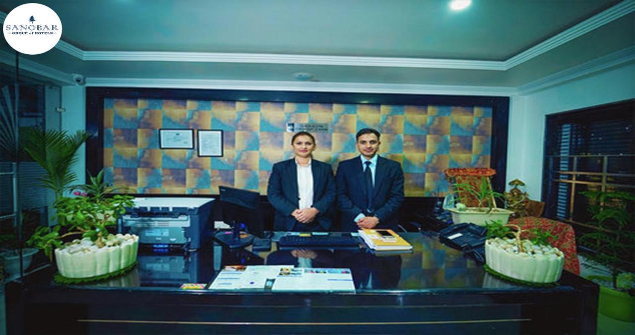 Hotel White Grand Shimla - In City Centre - A Centrally Ac Hotel Exteriör bild