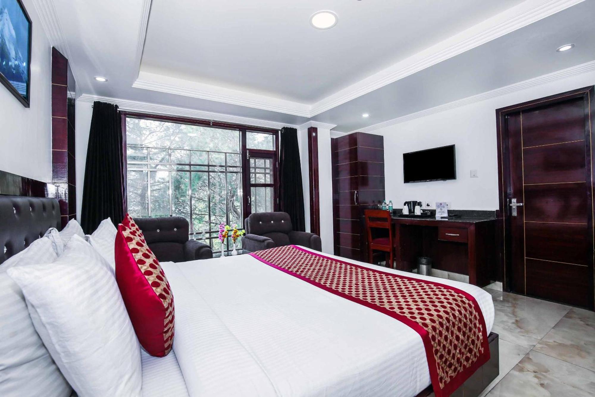 Hotel White Grand Shimla - In City Centre - A Centrally Ac Hotel Exteriör bild