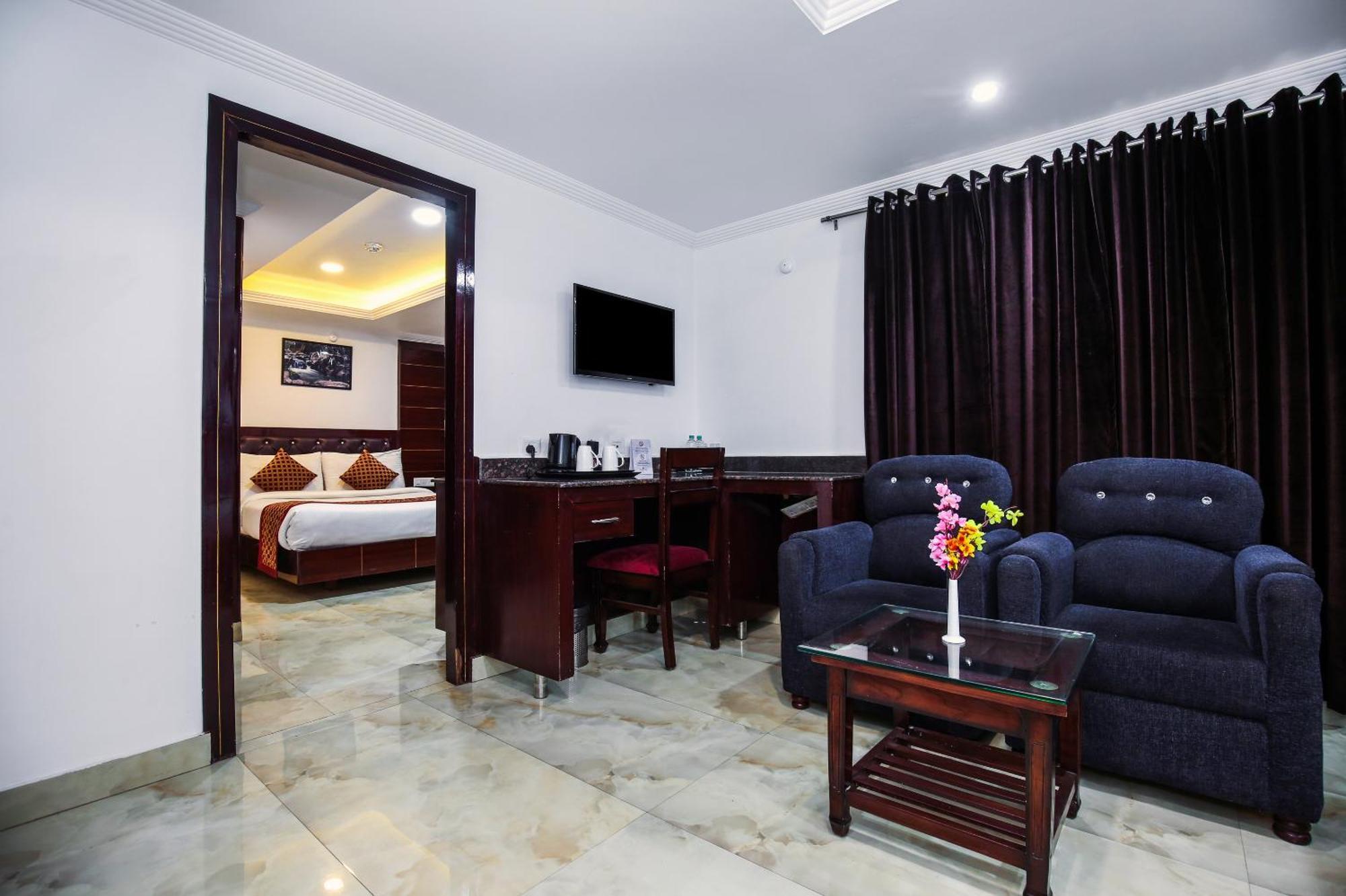 Hotel White Grand Shimla - In City Centre - A Centrally Ac Hotel Exteriör bild