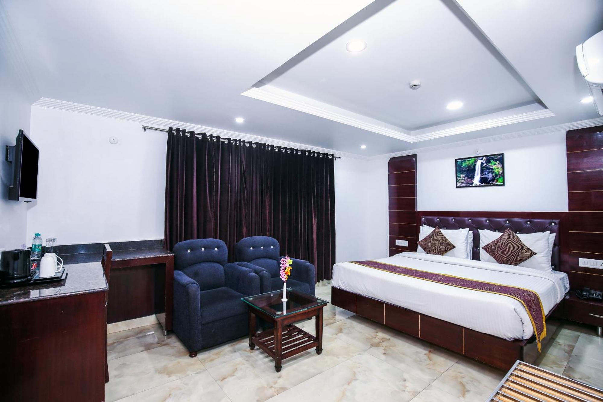 Hotel White Grand Shimla - In City Centre - A Centrally Ac Hotel Exteriör bild