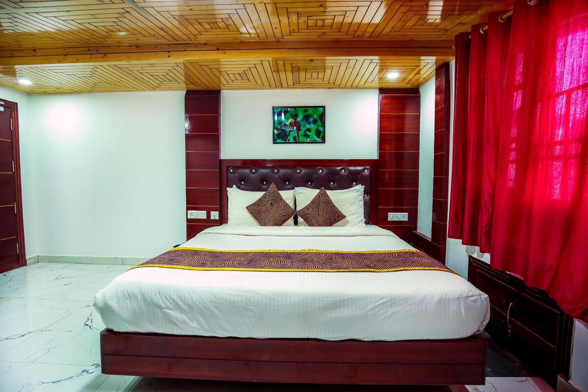 Hotel White Grand Shimla - In City Centre - A Centrally Ac Hotel Exteriör bild