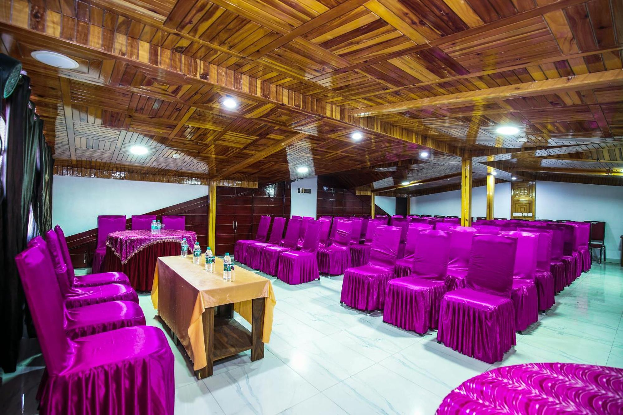 Hotel White Grand Shimla - In City Centre - A Centrally Ac Hotel Exteriör bild