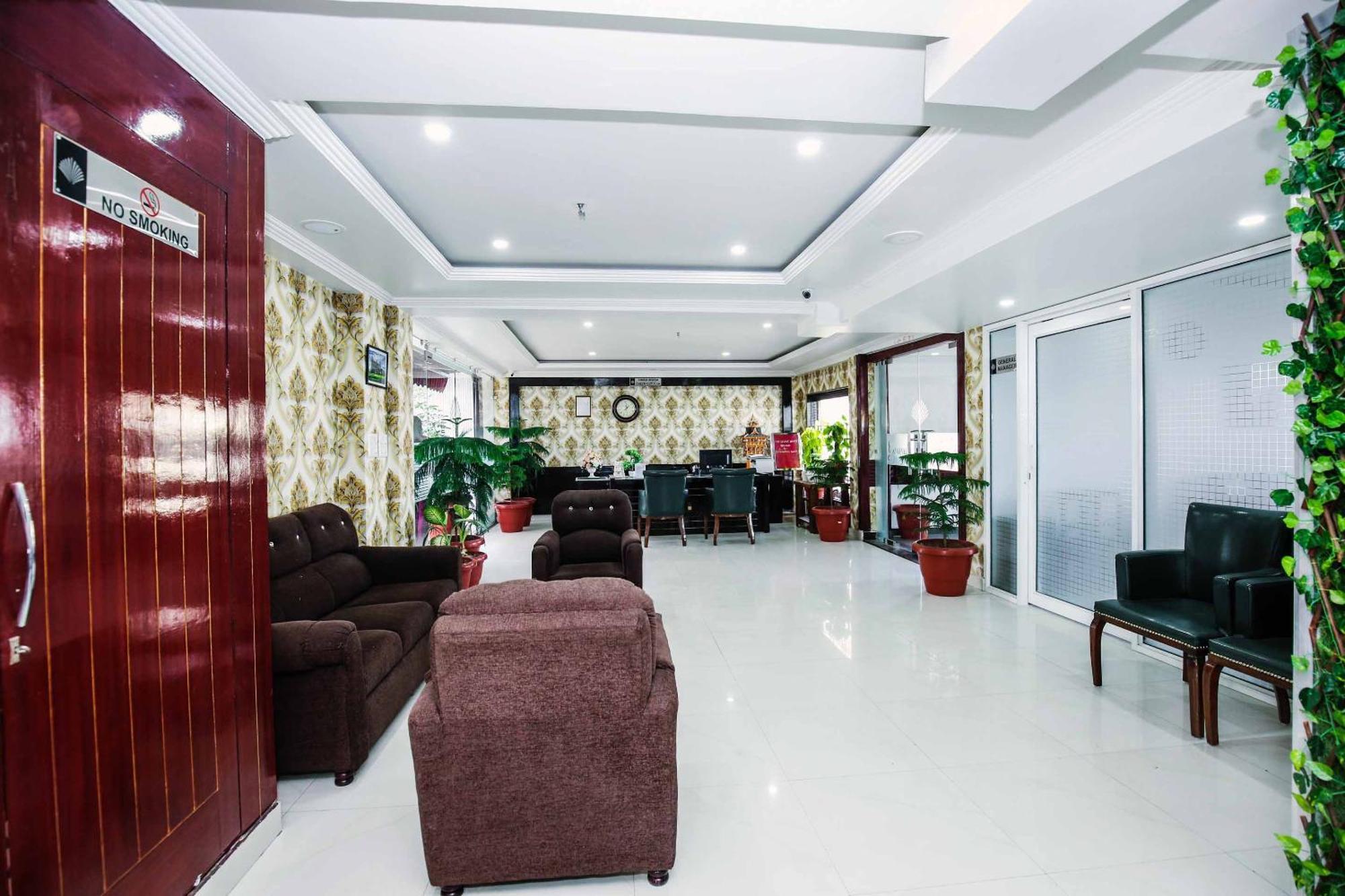 Hotel White Grand Shimla - In City Centre - A Centrally Ac Hotel Exteriör bild