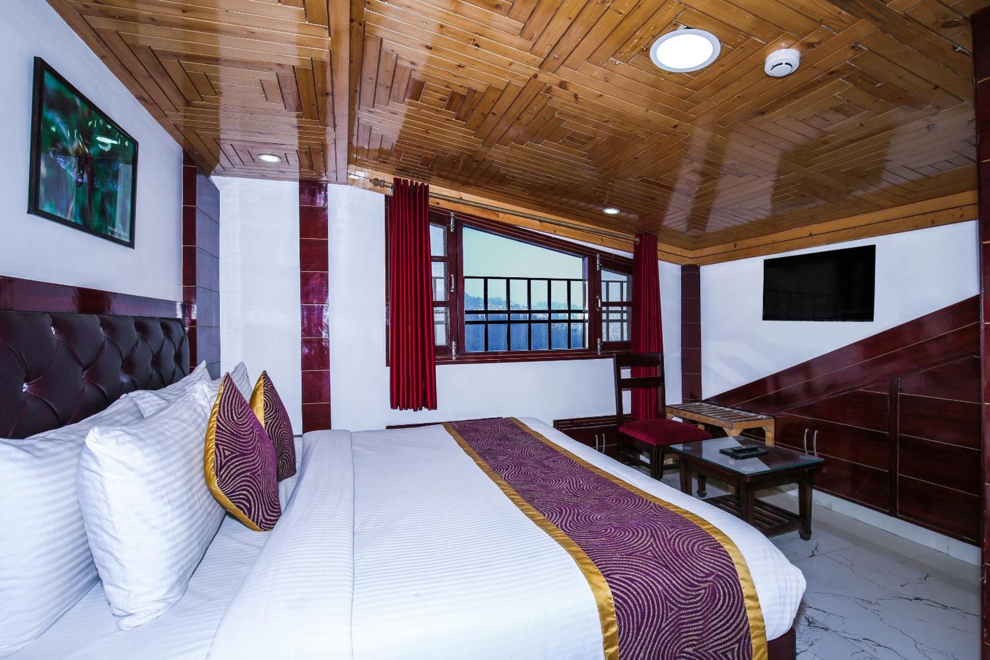 Hotel White Grand Shimla - In City Centre - A Centrally Ac Hotel Exteriör bild