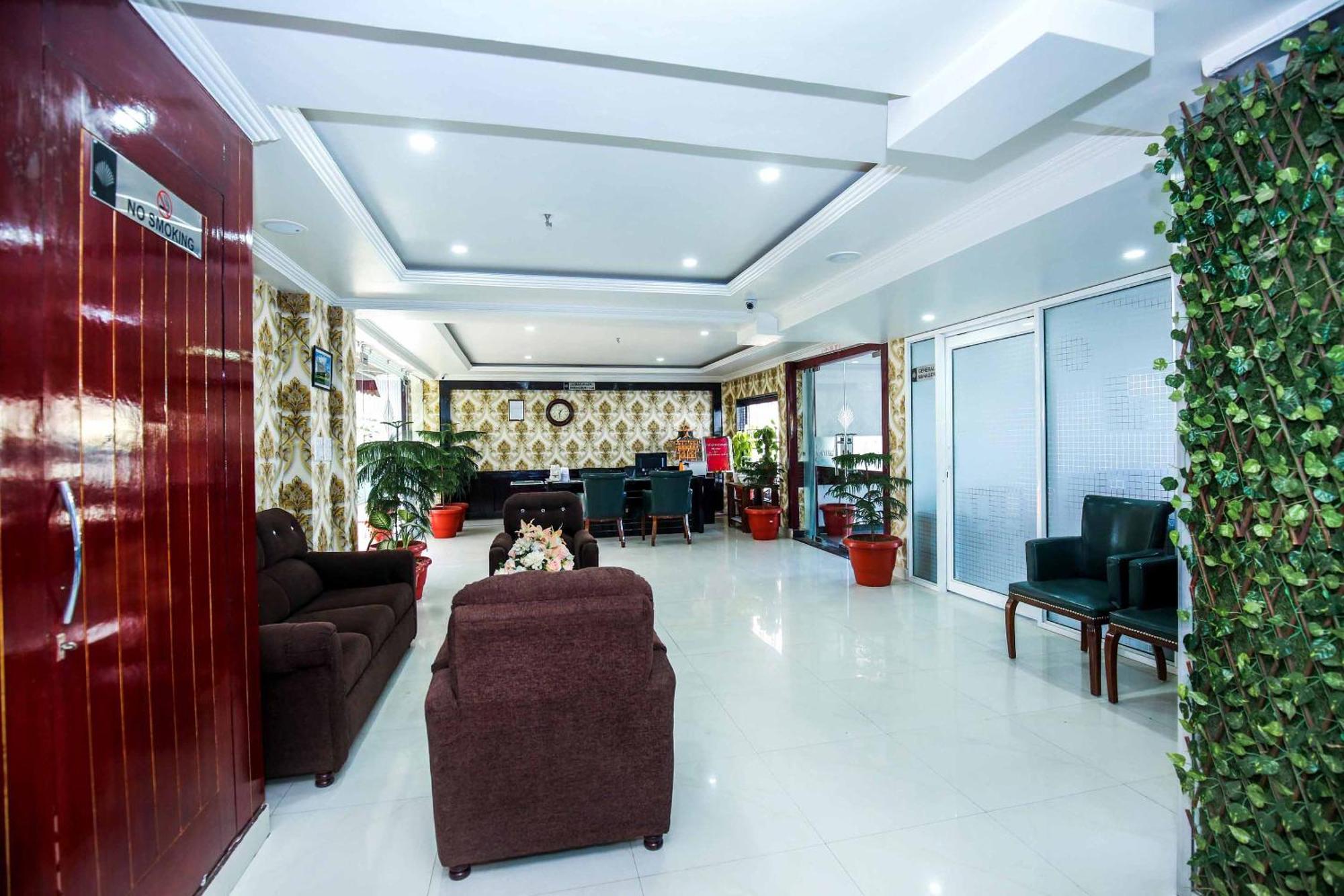 Hotel White Grand Shimla - In City Centre - A Centrally Ac Hotel Exteriör bild